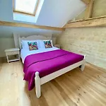 La Montgrande, 2 Bed Gite, Dom wakacyjny *