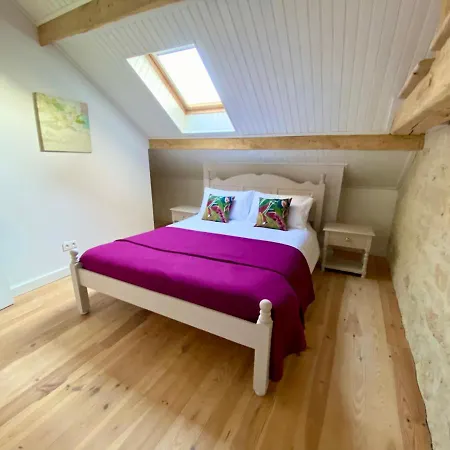 La Montgrande, 2 Bed Gite, * Aulnay (Charente-Maritime)