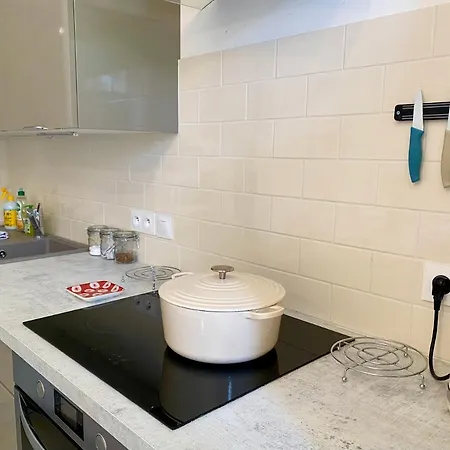 La Montgrande, 2 Bed Gite, * Aulnay (Charente-Maritime)