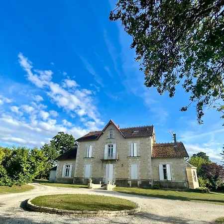 La Montgrande, 2 Bed Gite, Holiday home *