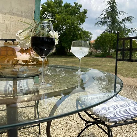 La Montgrande, 2 Bed Gite, Holiday home *